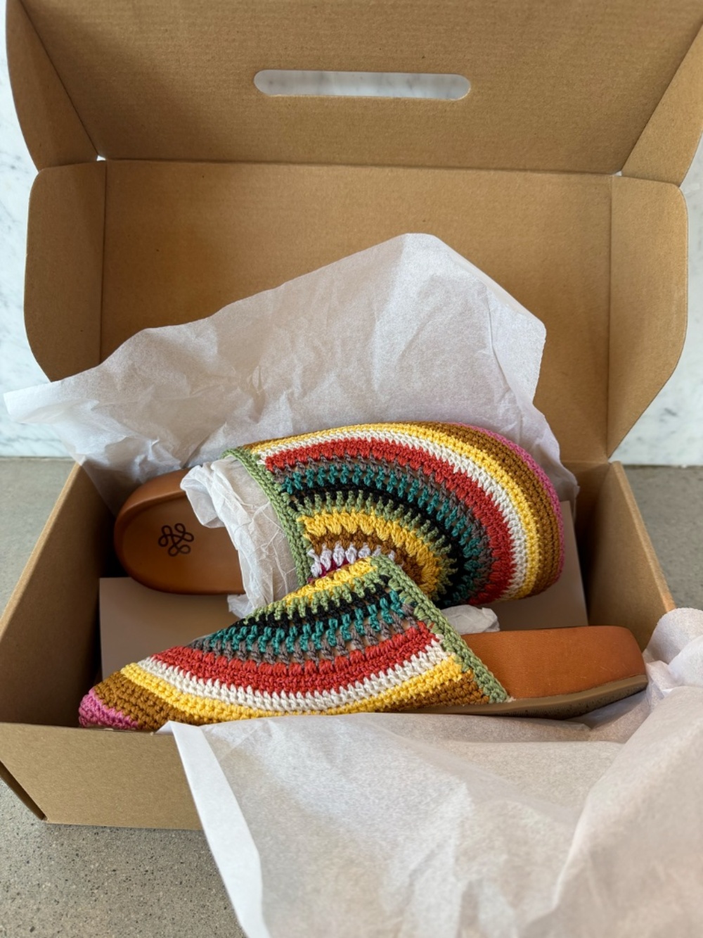 The Sak Bolinas Crochet Clog Women's Shoe's Slip on Mules Rainbow Rare Sz 8 NIB! - Picture 7 of 7